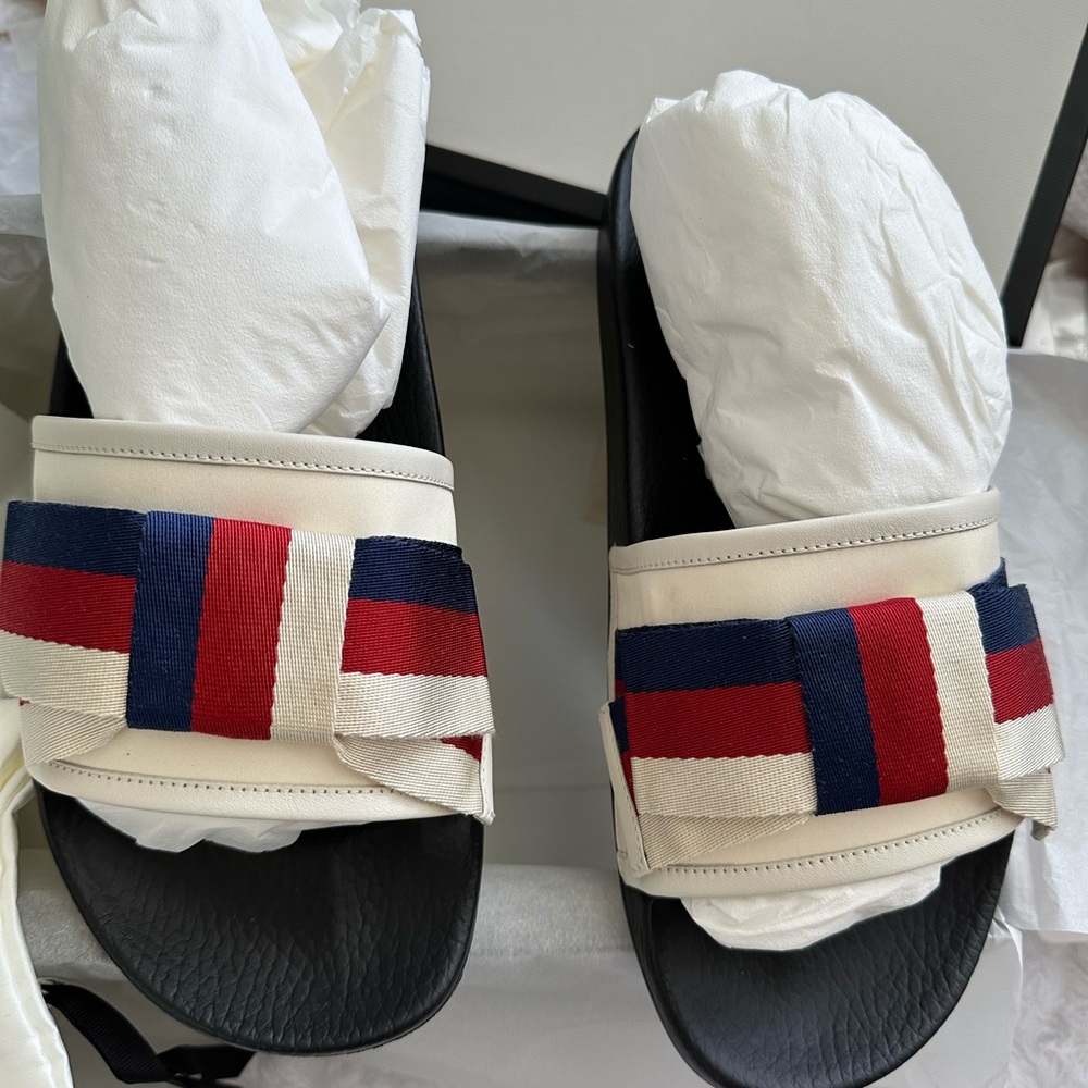 Gucci Bow Slides